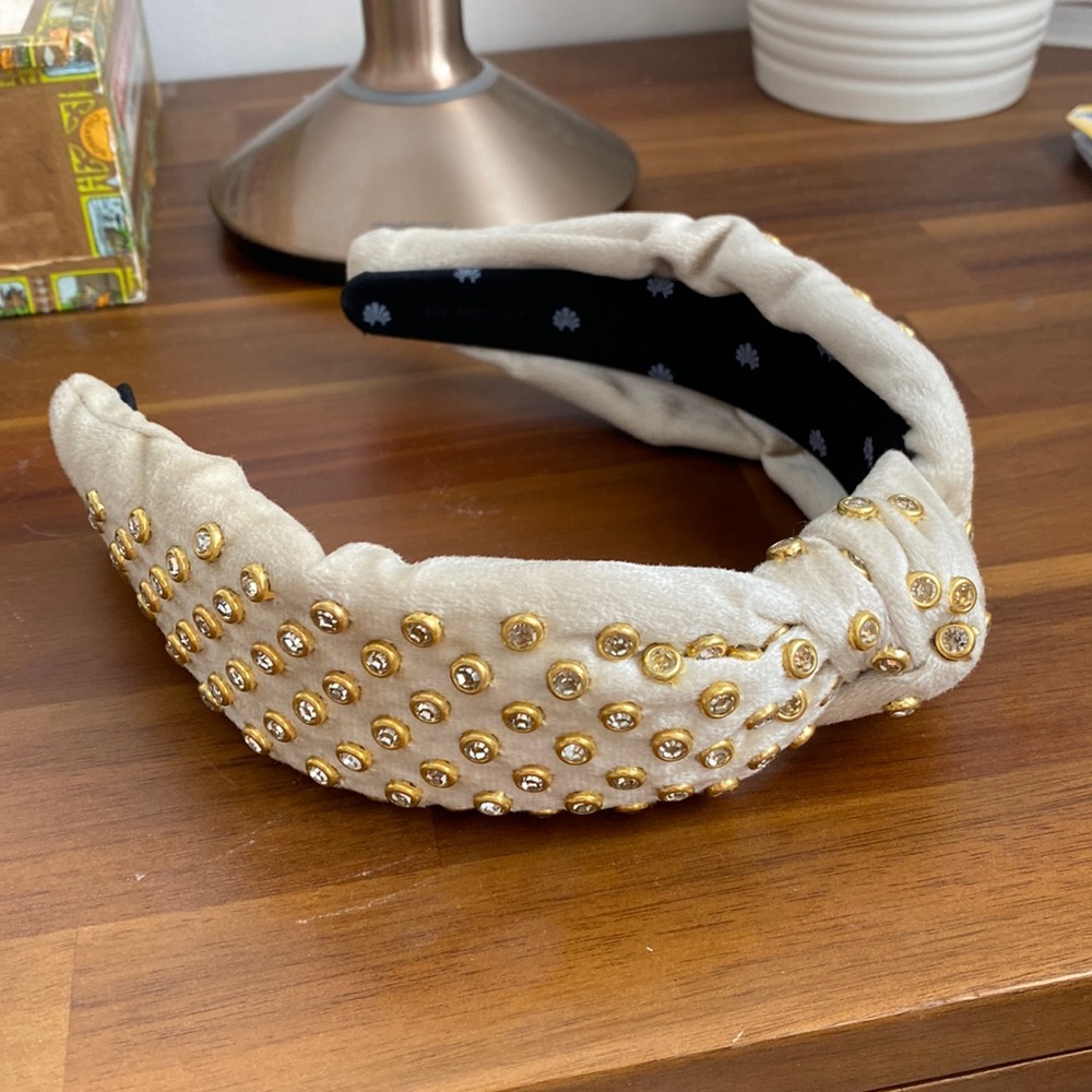 Lele Sadoughi Ivory Velvet Diamond Headband